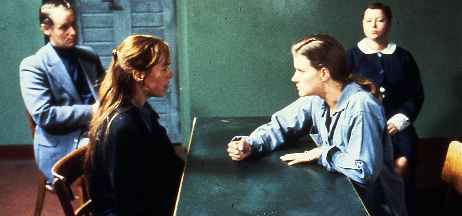 THE-GERMAN-SISTERS-IMAGE