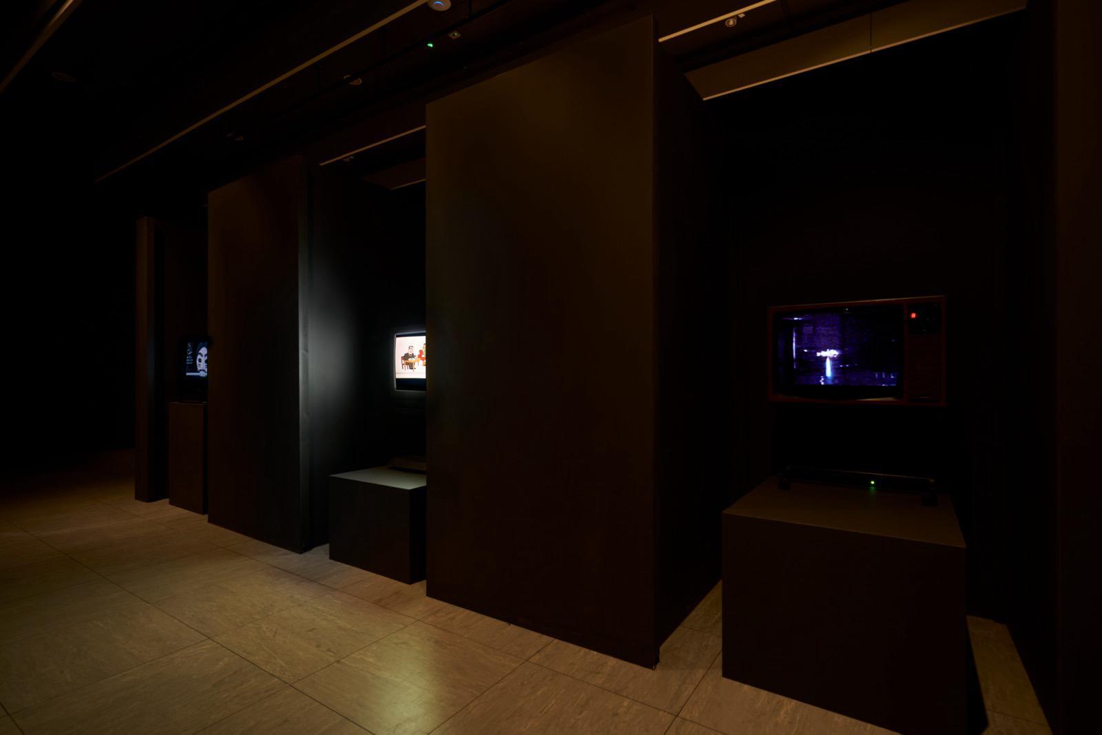Jas Singh: two screens