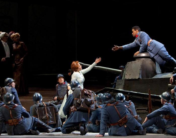 LA-FILLE-DU-REGIMENT-IMAGE