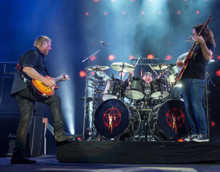 RUSH-BANNER