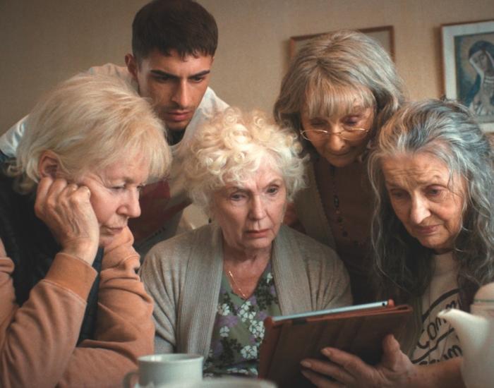 Four_Mothers_Web_Banner