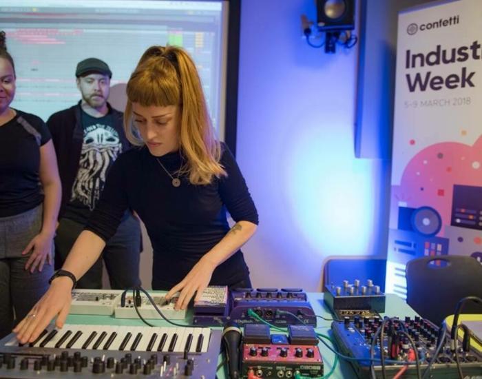 Aja Ireland demonstrating music production tools and techniques at Confetti's Industry Week